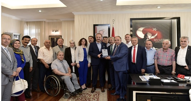 Katkı sunacak projelere ortak oluyoruz