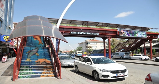 BU ÜST GEÇİTLER YAYALAR İÇİN ÇOK CAZİP
