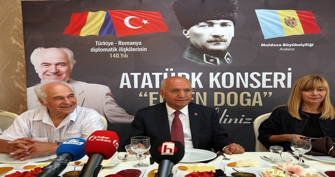 Romen Besteci´den Türk Milleti´ne 30 Ağustos hediyesi