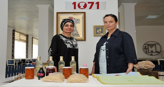 1071 CAFE HER GÜN HİZMETTE