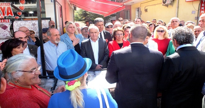 CHP Etimesgut İlçe Örgütü Aşure Dağıttı