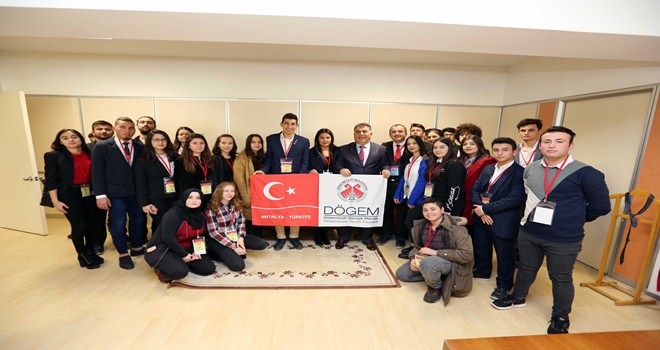 Antalyalı Gençler Yenimahalle de 