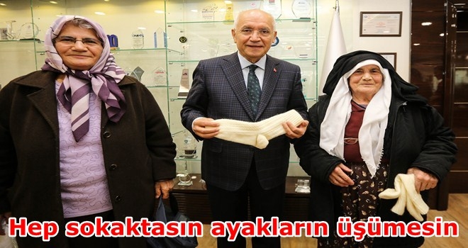 86´lık Ayşe Nine´den Yaşar´a jest