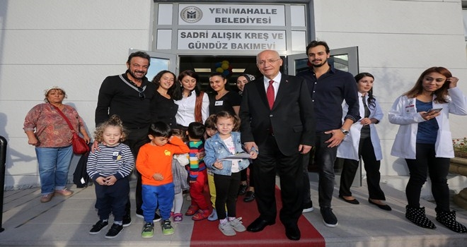 Kerem Alışık, Sadri Alışık kreşini ziyaret etti