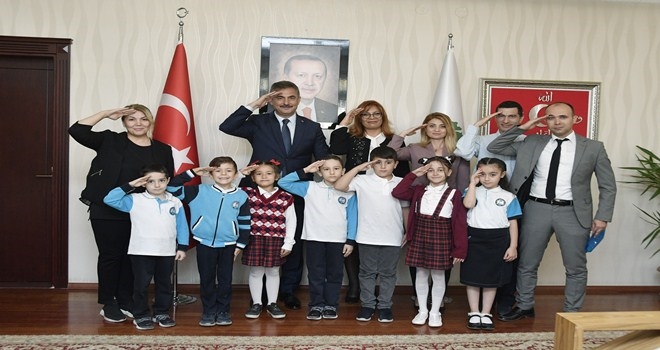 Minik yüreklerden Barış Pınarı Harekatı´na destek