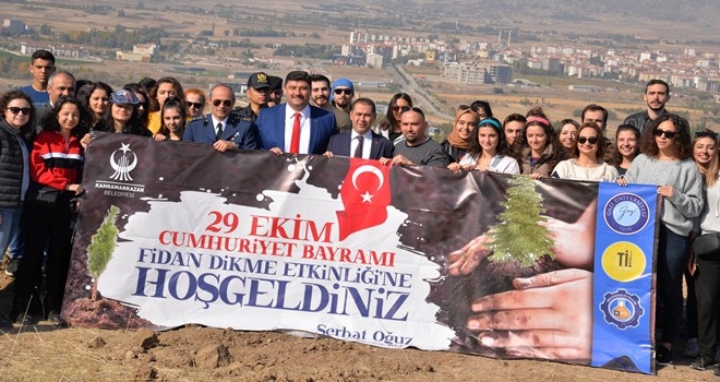 Cumhuriyet Bayramı´nda fidan diktiler