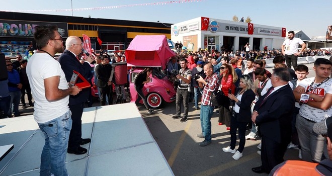 Drift tutkunları Yenimahalle´de nefes kesti