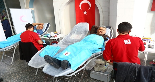KEÇİÖREN BELEDİYESİ´NDEN KAN BAĞIŞINA DESTEK