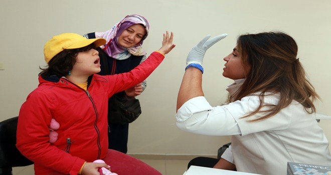 50 Nefes diş kontrolünden geçirildi