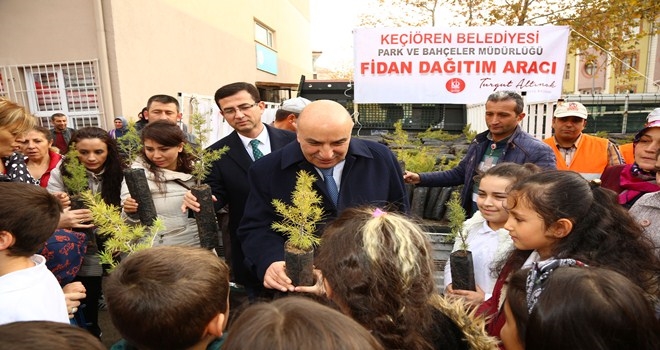 YEŞİL KEÇİÖREN İÇİN HER ÇOCUĞA BİR FİDAN