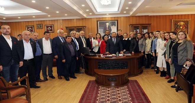 MUHTARLAR BAŞKAN DEMİREL´İ ZİYARET ETTİ