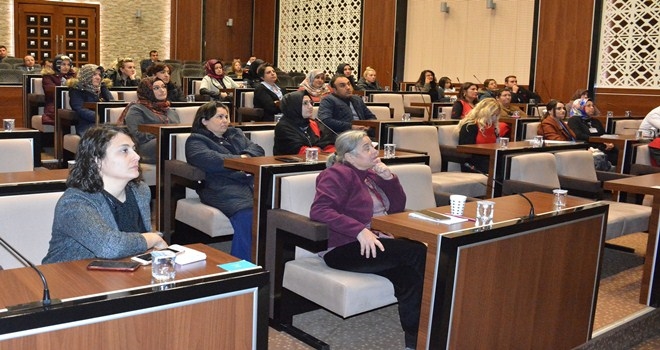 BELEDİYE PERSONELLERİNE SAĞLIK SEMİNERİ