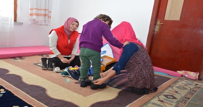 Minik kalplere sıcacık dokunuş