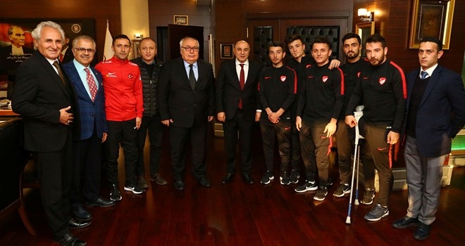 ÖNCELİKLİ HEDEF TÜRK MİLLETİNİ TEMSİL ETMEKTİR
