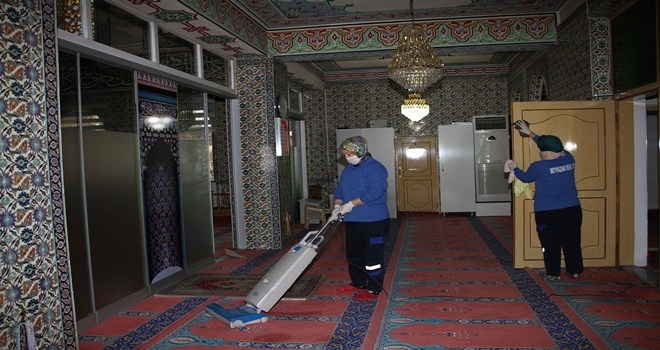 Beypazarı Belediyesi´nden Camilerde Temizlik 