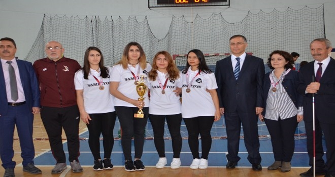 Yenimahalle´nin gülen gözleri şampiyon oldu