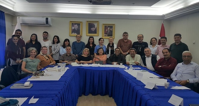 İLKYARDIM EĞİTİMİNİN ARDINDAN SERTİFİKALARINA KAVUŞTULAR