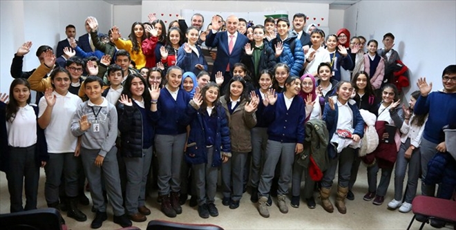 BAŞARMANIN YOLU İNANMAKTAN VE ÇOK ÇALIŞMAKTAN GEÇER