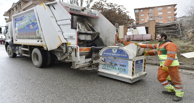 Mamak köşe bucak temizleniyor