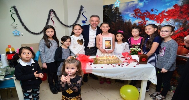 Minik İrem´e sürpriz doğum günü