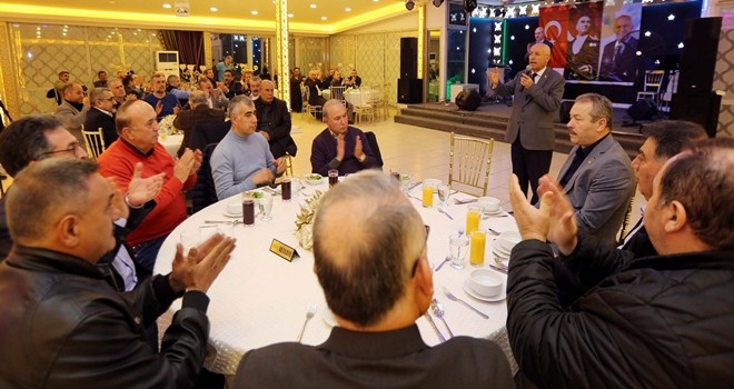 Yaşar, iş insanlarıyla buluştu