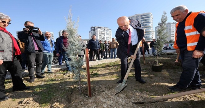 Yenimahalle´de fidanlar toprakla buluştu
