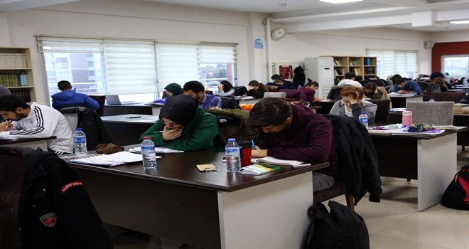 ETİMESGUT BELEDİYESİ KENT KONSEYİ KÜTÜPHANESİ ÇOCUK KÜTÜPHANESİ OLDU