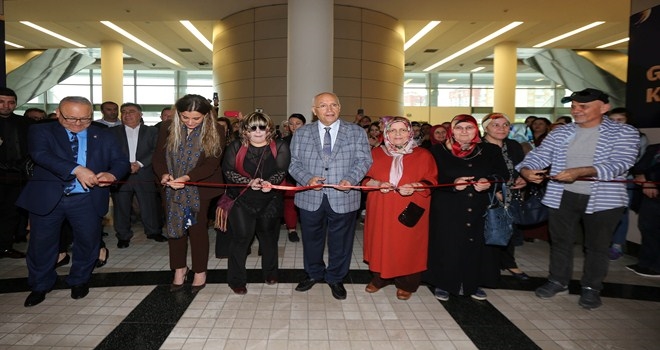 Engelli Tuğçe Sine´nin eserleri beğeni topladı