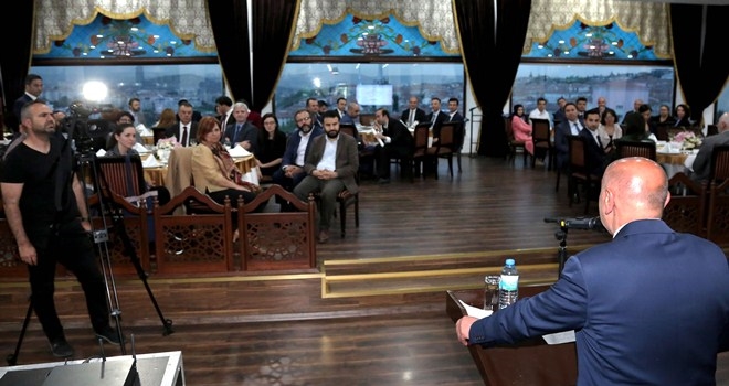 BAŞKAN ALTINOK´TAN ULUSLARARASI ORTAK PROJELER İÇİN İFTAR BULUŞMASI 