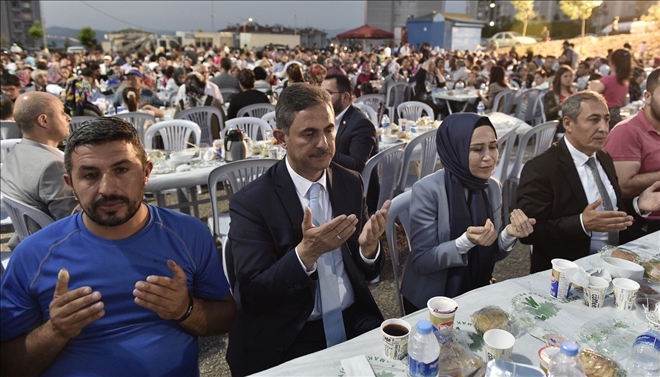 Ramazan´ın bereketi Zirvekent´te yaşandı