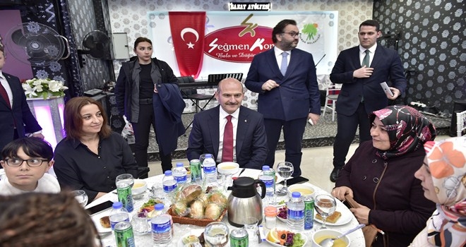 Bakan Soylu Mamak´ta İftar bereketine ortak oldu