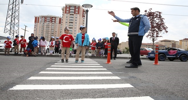 ETİMESGUT´TA 6 AYDA, 6 BİN ÇOCUĞA UYGULAMALI TRAFİK EĞİTİMİ VERİLDİ
