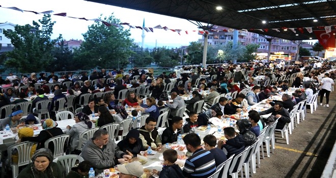 4 MAHALLE AYNI SOFRADA BULUŞTU