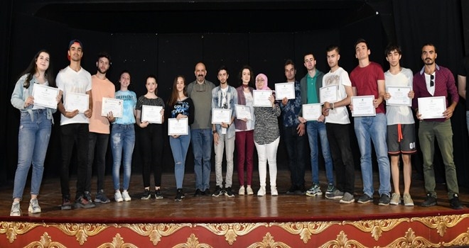Geleceğin sanatçıları sertifikalarını aldı