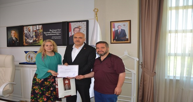 Huzurevi Sakinlerinden Manevi Evlatları Başkan Acar´a Teşekkür Ziyareti