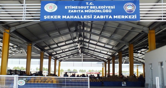Etimesgut´a Modern Kapalı Semt Pazarı