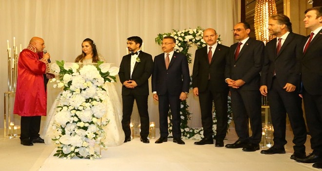 BAŞKAN ALTINOK, DOSTUM ÇİFTİNİN NİKAHINI KIYDI