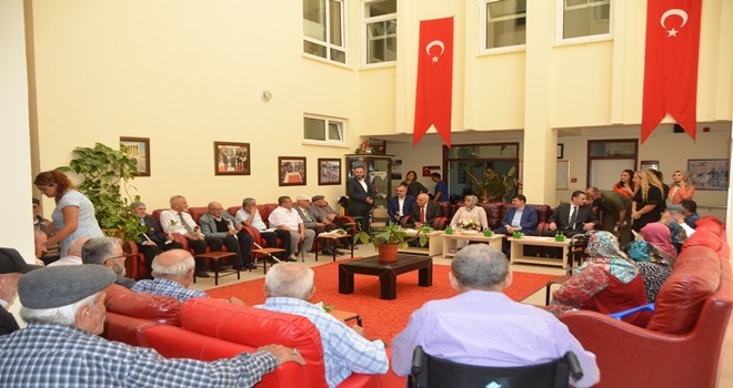 Vali Şahin Bayramı Kızılcahamam´da Geçirdi