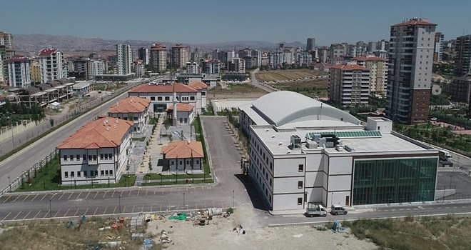 7´DEN 70´E HERKESE HİTAP EDECEK BAĞLICA YAŞAM TAMAMLANIYOR