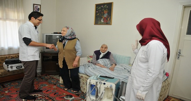 KEÇİÖREN BELEDİYESİ´NDEN EVLERE SAĞLIK HİZMETİ
