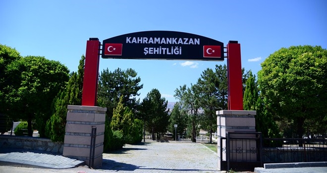 Mezarlıklarda bayram hazırlıkları tamamlandı
