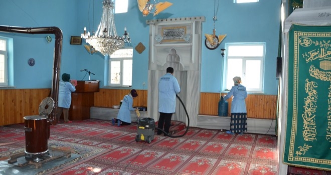 Kahramankazan´da camiler bayram namazına hazır