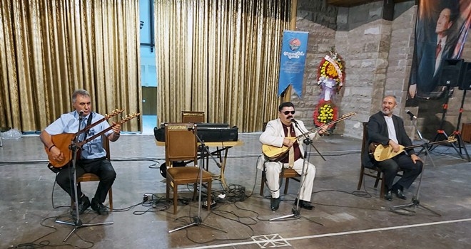 Aşıklar Mamak´ta Atıştı