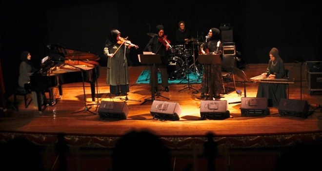 Mamak´ta kadın kadına konser