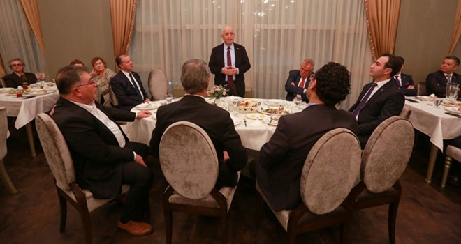 TUSİAV´dan Yaşar´a Vefa 