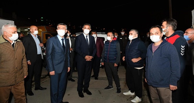 Köse ve Sırmalı Doğalgaz Patlayan Binada İncelemelerde Bulundu