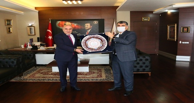 ALTINOK´A İL SAĞLIK MÜDÜRLÜĞÜ´NDEN TEŞEKKÜR PLAKETİ