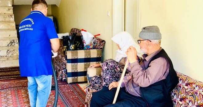 Evde sağlıktan hasta nakile, sıcak yemekten temizliğe 