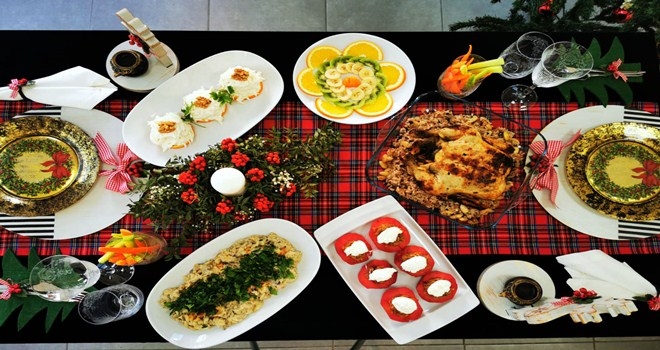 YENİMEK eğitmenlerinden Yılbaşı sofrası