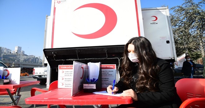 Mamak Belediyesi´nden Kızılay´a kan desteği